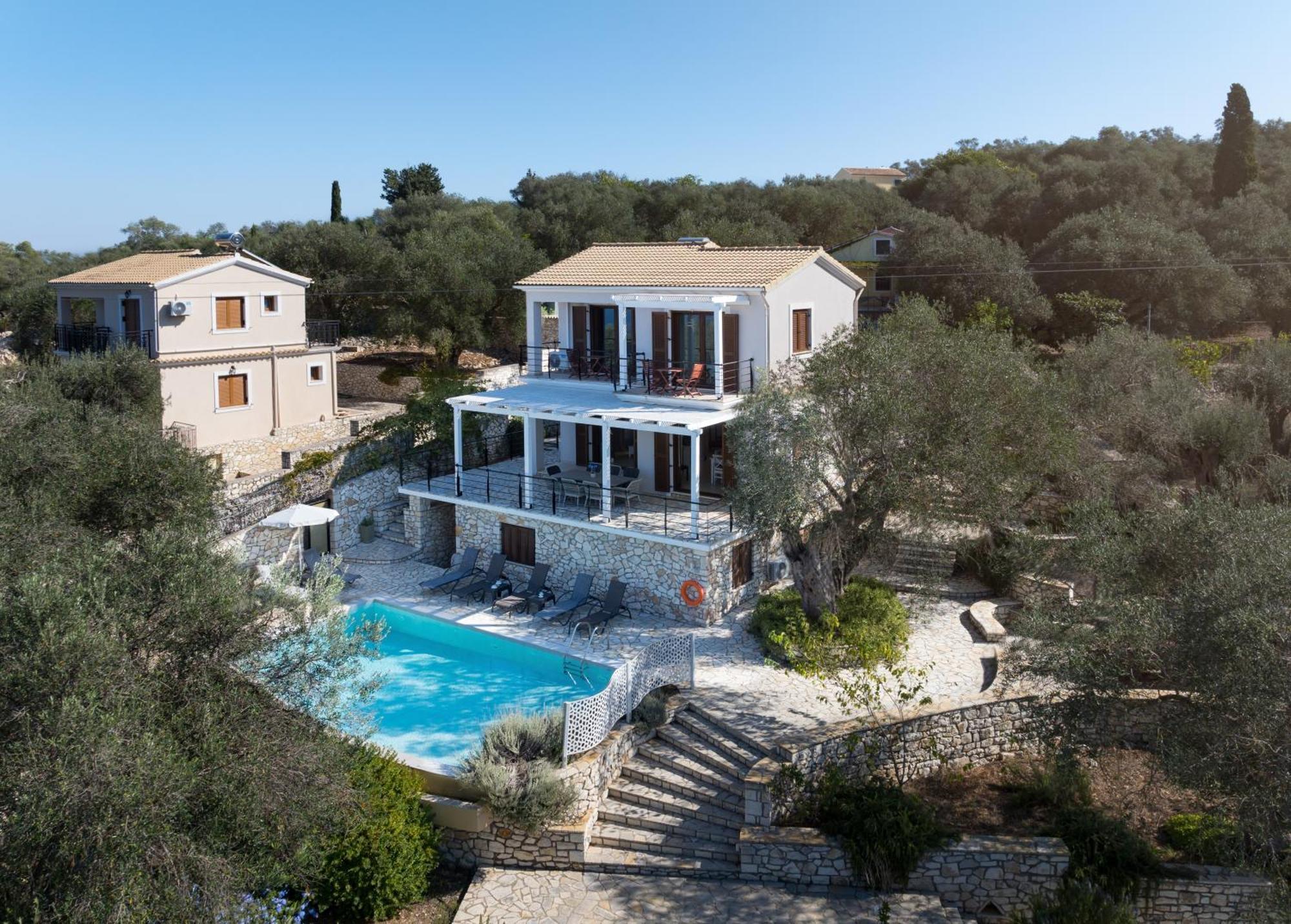 Ieromonachos Villa Bougarini Haven Family Villa Rock Pool Oasis מראה חיצוני תמונה