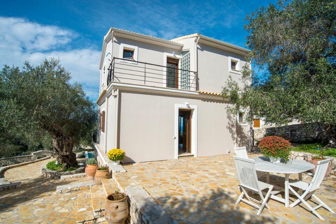 Ieromonachos Villa Bougarini Haven Family Villa Rock Pool Oasis מראה חיצוני תמונה